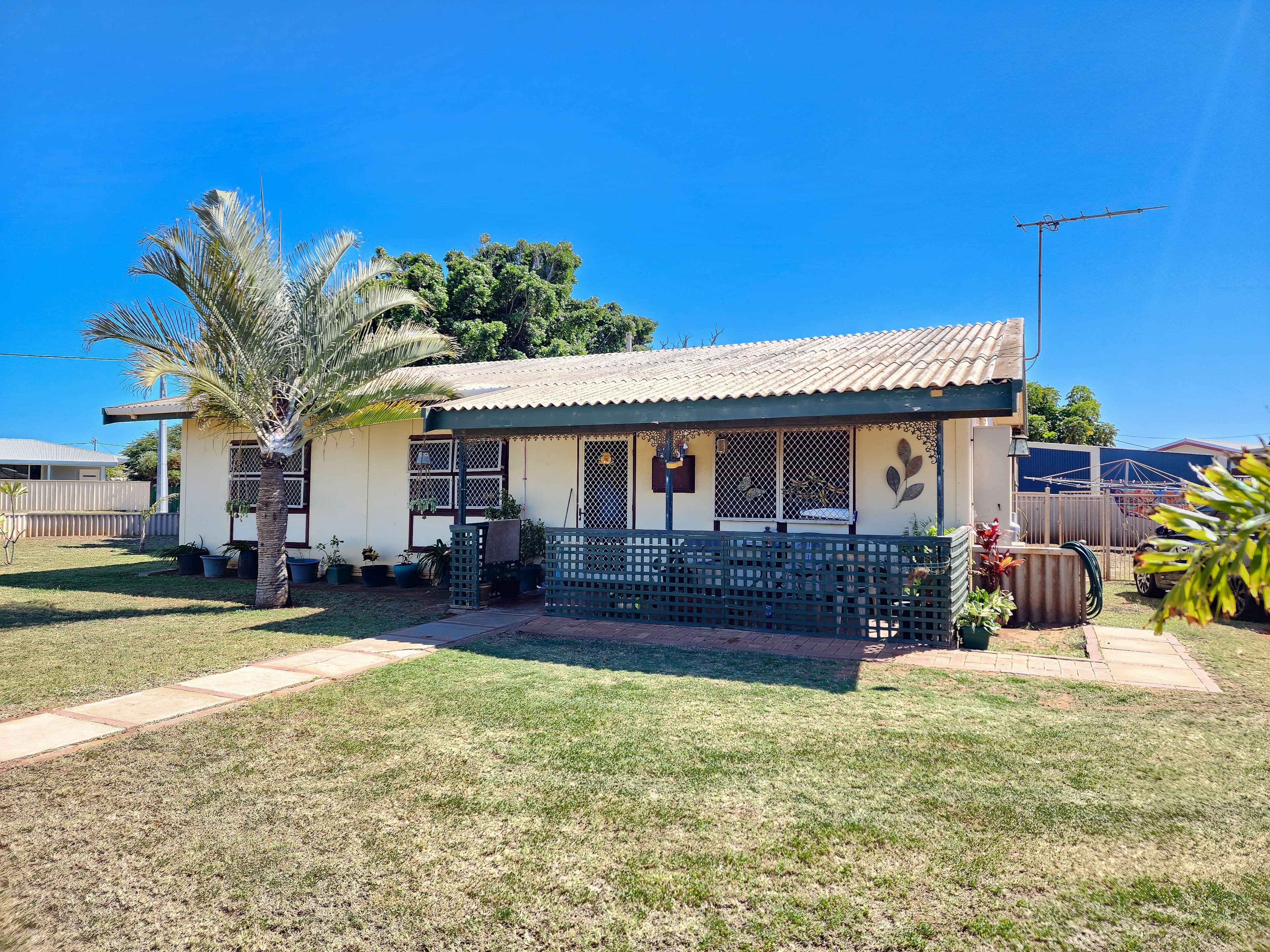 1 Ridley Place, Carnarvon WA 6701, Carnarvon - Image 1