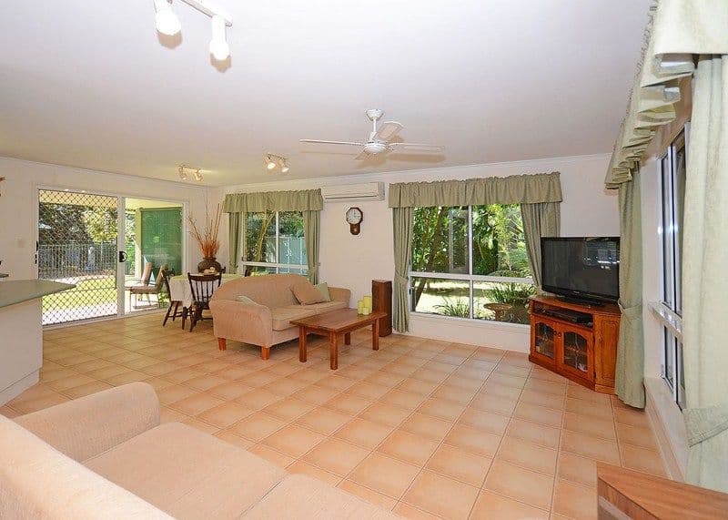 50-54 Vine Forest Drive, DUNDOWRAN BEACH QLD 4655, Dundowran Beach - Thumbnail 3