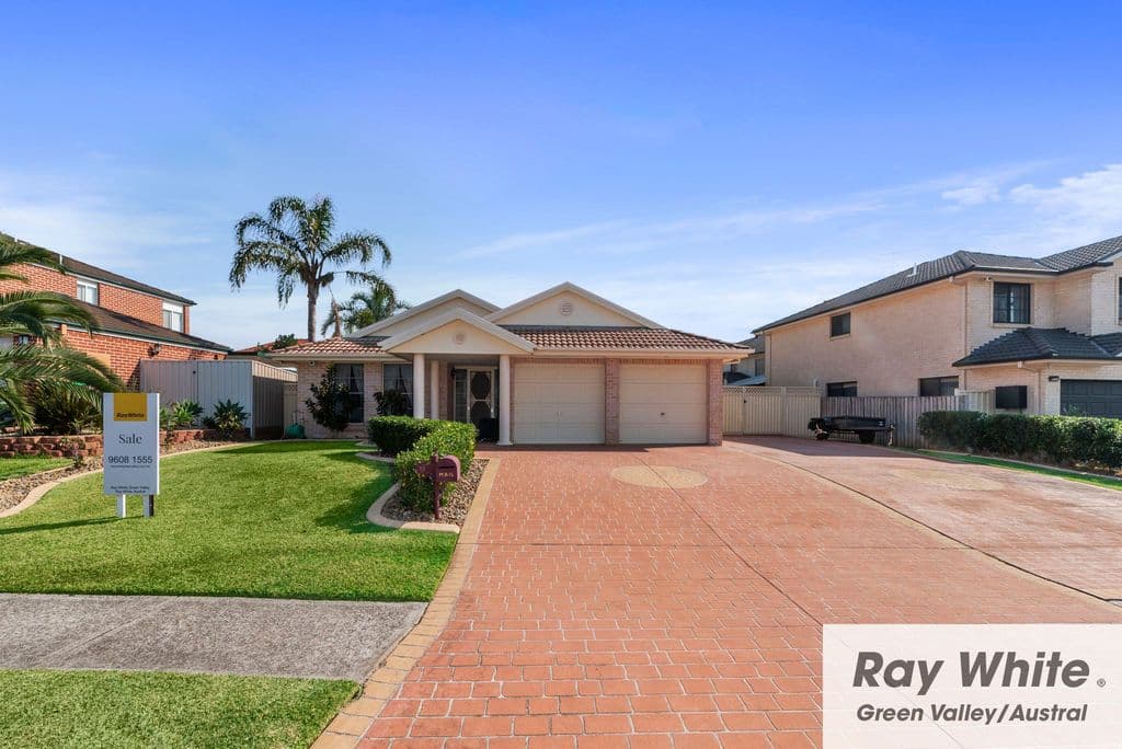 16 Sarah Hollands Drive, Horningsea Park - Image 1