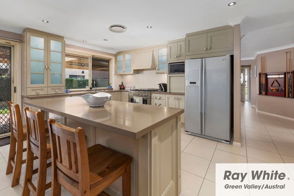 16 Sarah Hollands Drive, Horningsea Park - Thumbnail 2