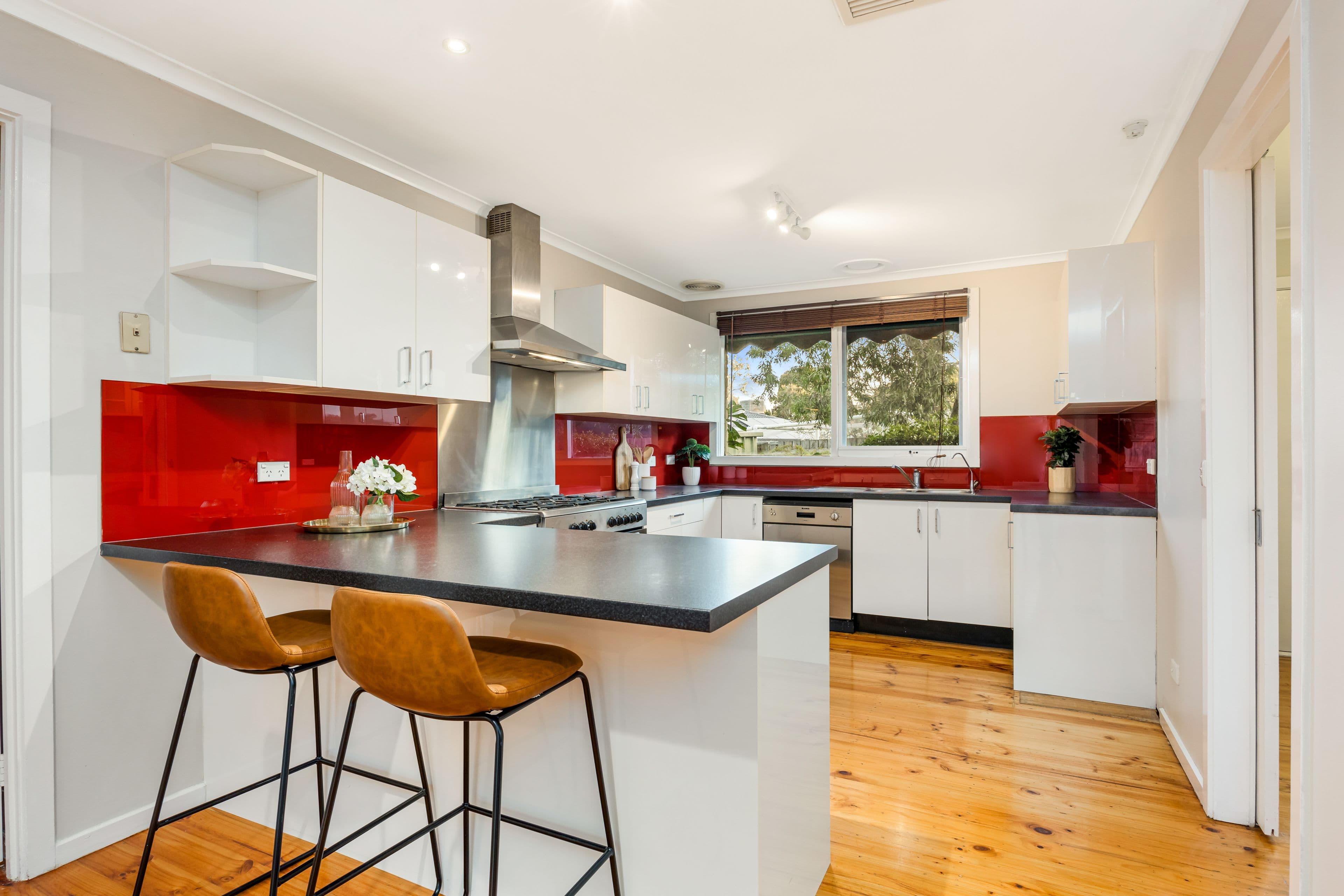 6 Wiluna Court, Scoresby VIC 3179, Scoresby - Thumbnail 3
