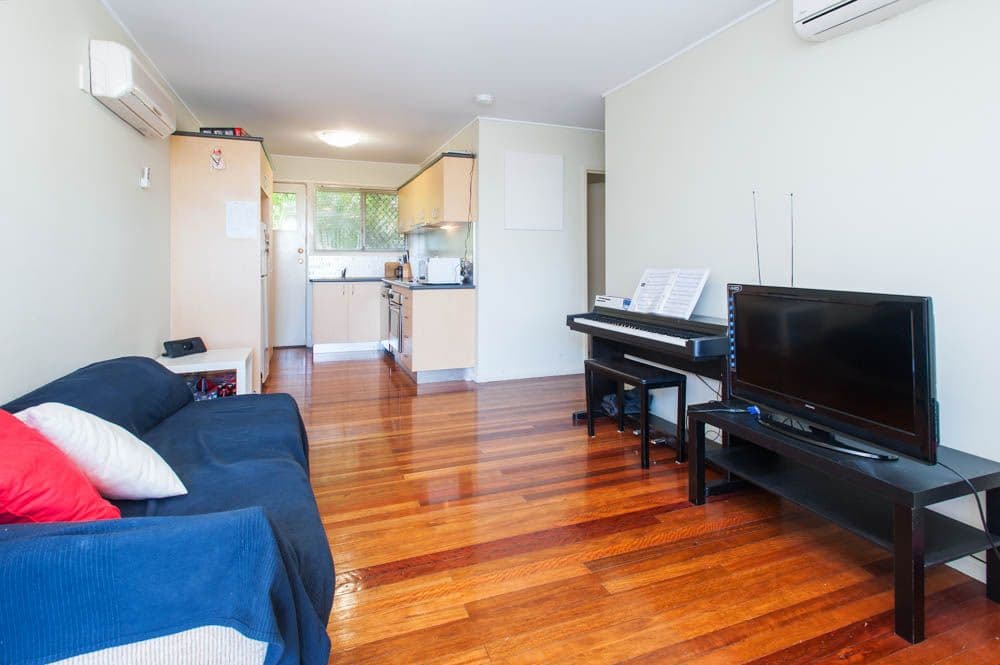 27 Denman Street, GREENSLOPES QLD 4120, Greenslopes - Thumbnail 2