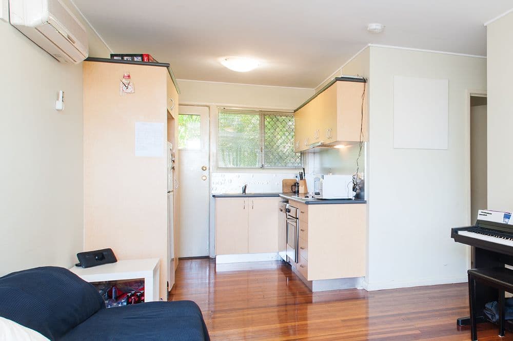 27 Denman Street, GREENSLOPES QLD 4120, Greenslopes - Thumbnail 3