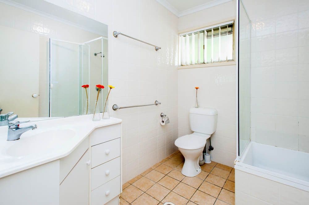 27 Denman Street, GREENSLOPES QLD 4120, Greenslopes - Thumbnail 6