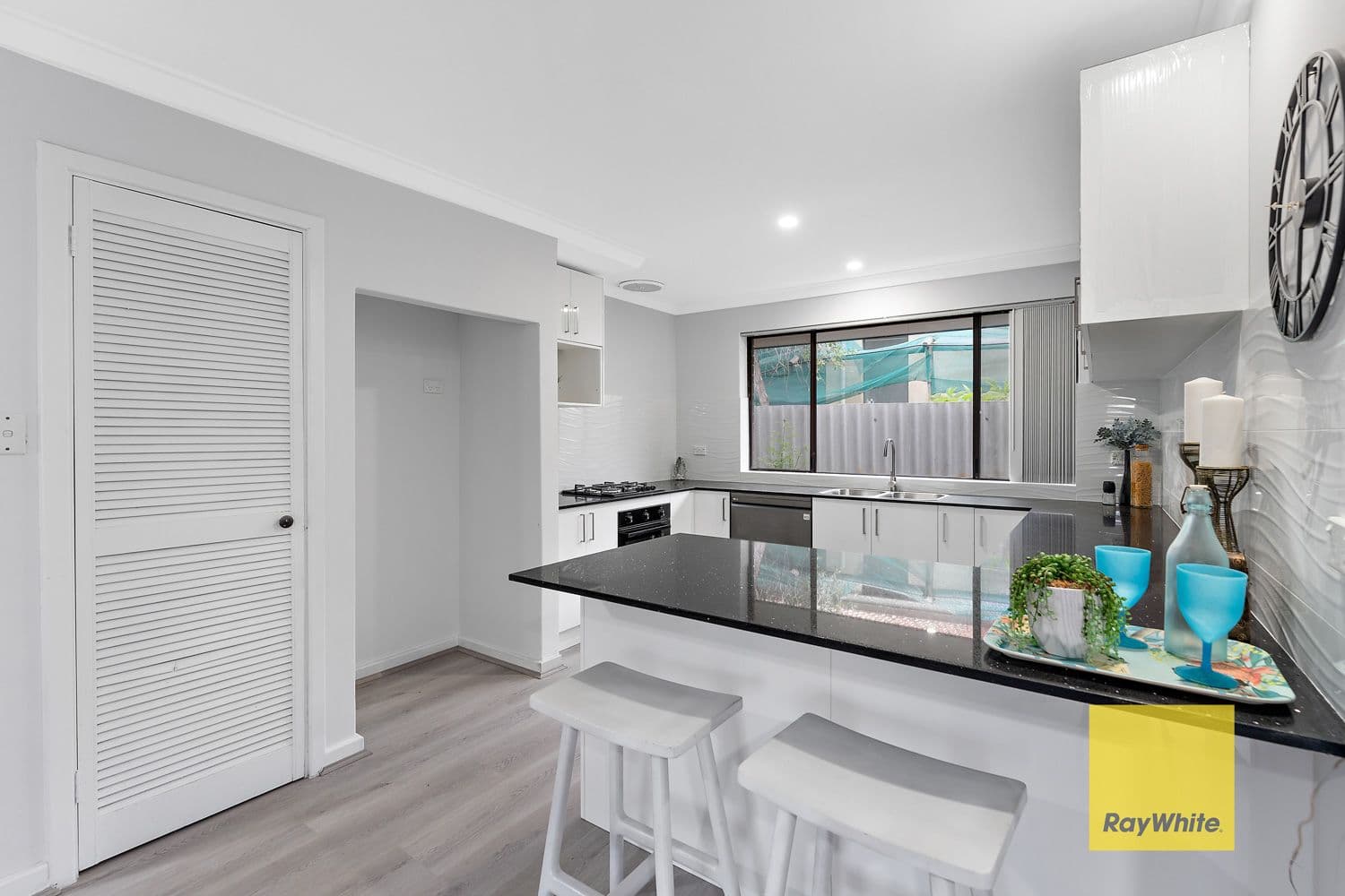 15 Pausin Crescent, Bibra Lake WA 6163, Bibra Lake - Thumbnail 3