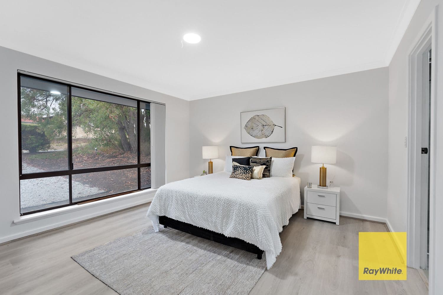 15 Pausin Crescent, Bibra Lake WA 6163, Bibra Lake - Thumbnail 6