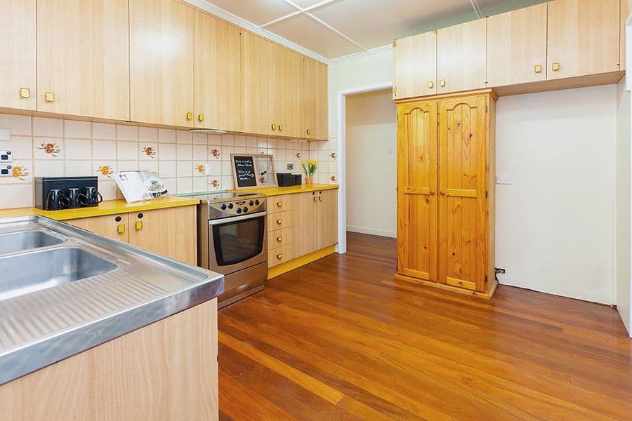 157 Sterculia Avenue, Holland Park West QLD 4121, Holland Park West - Thumbnail 5