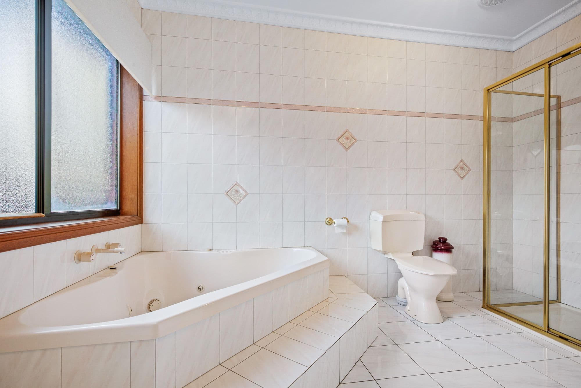 8 Tolmie Avenue, Werribee VIC 3030, Werribee - Thumbnail 3