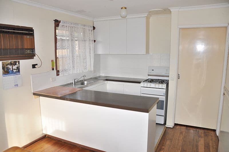 47 Blamey Avenue, MILL PARK VIC 3082, Mill Park - Thumbnail 2