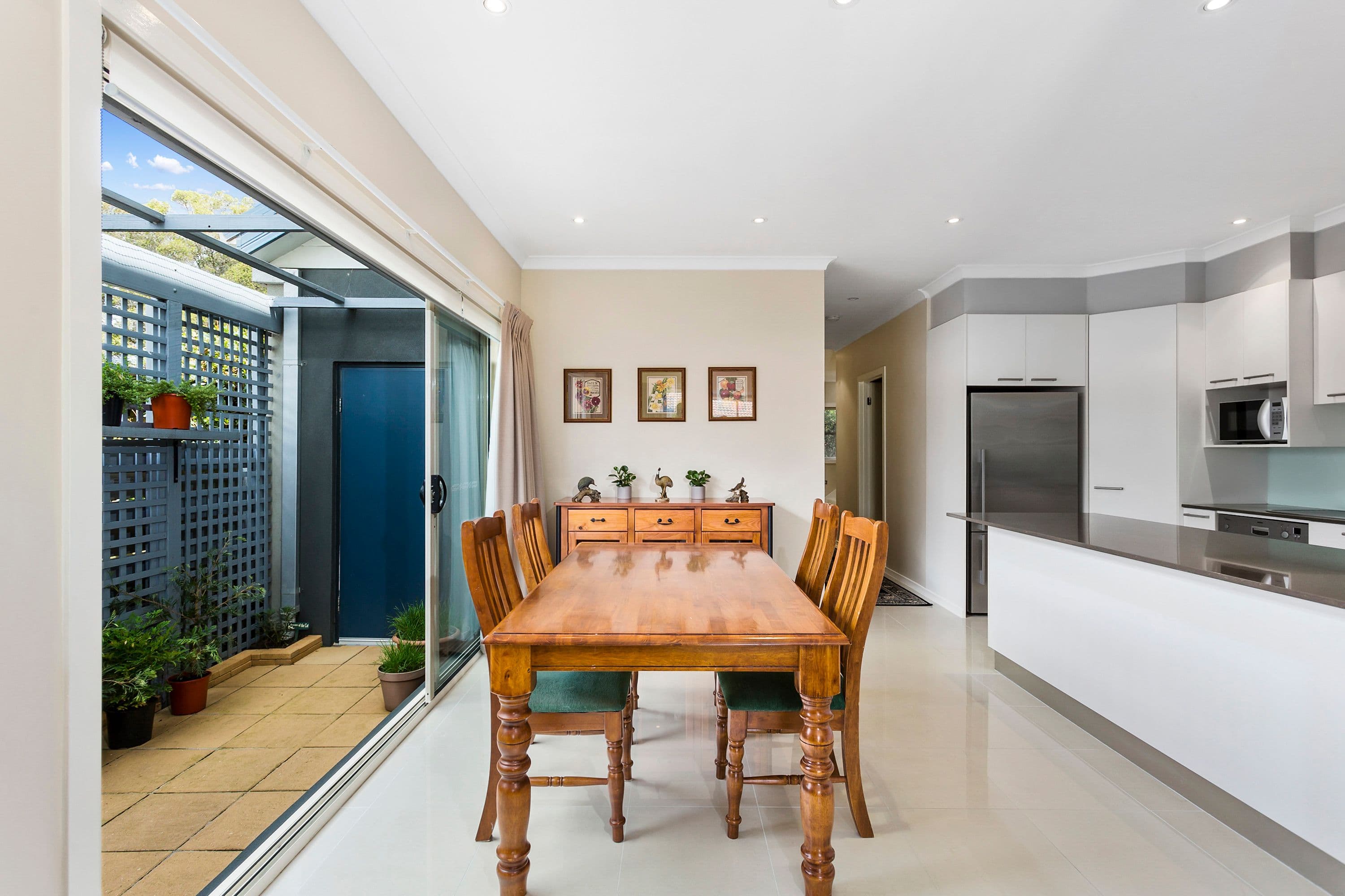 2 John Street, Pakenham VIC 3810, Pakenham - Thumbnail 3
