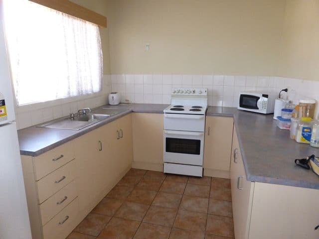 3 Bogart Drive, KATHERINE NT 0850, Katherine South - Thumbnail 3