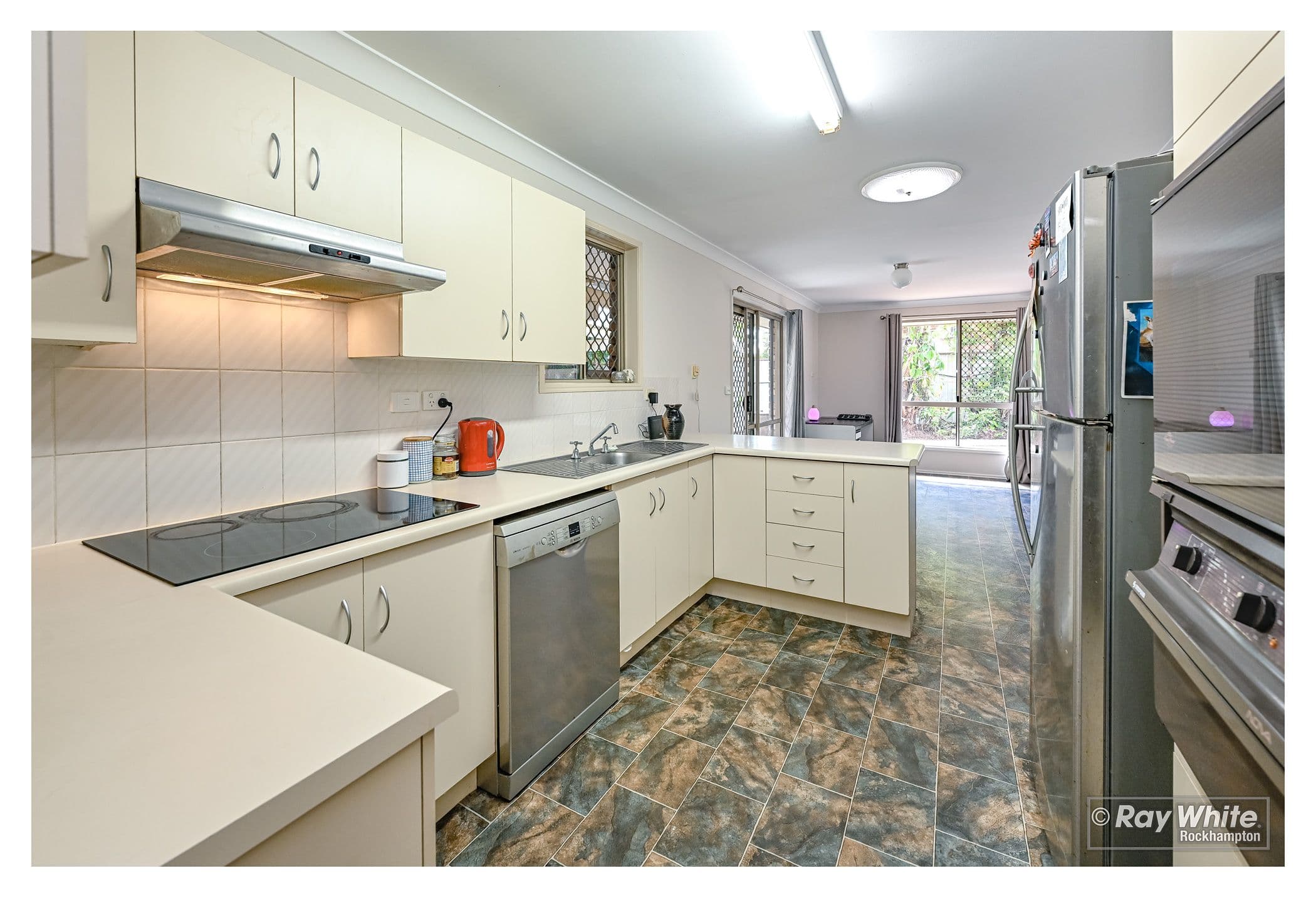 34 Danker Street, Norman Gardens QLD 4701, Norman Gardens - Thumbnail 7