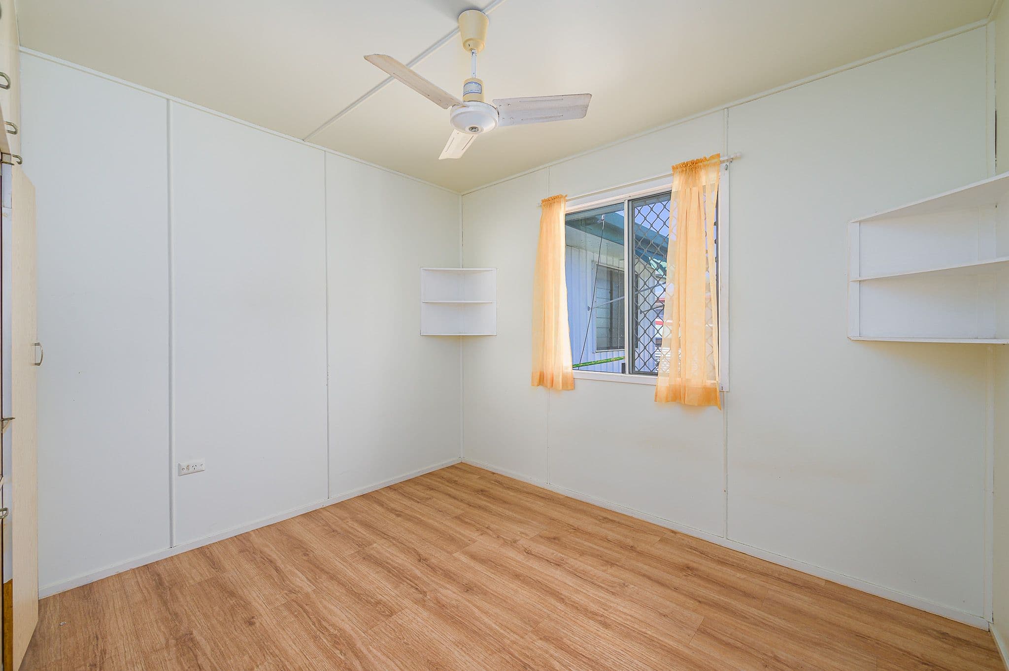 13 Morley Street, West Gladstone QLD 4680, West Gladstone - Thumbnail 8