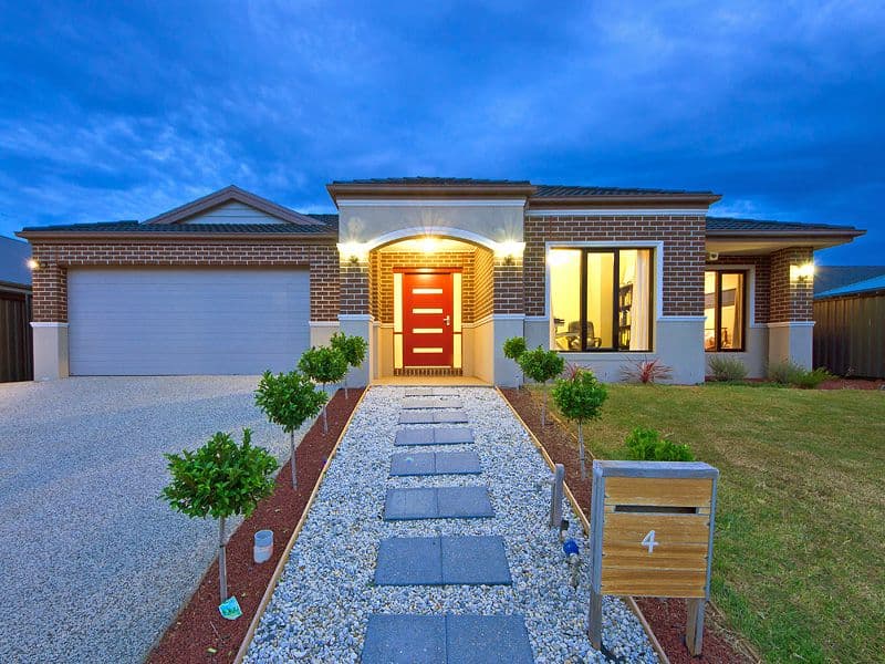 4 Redcliff Parade, TARNEIT VIC 3029, Tarneit - Image 1