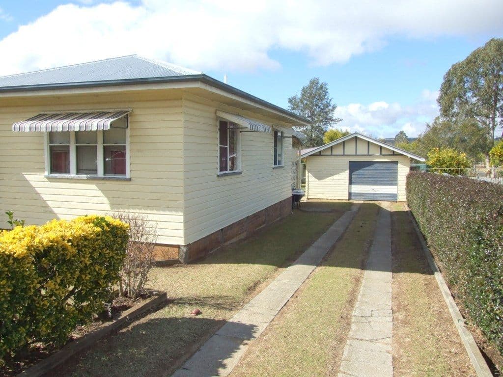 5 Nolan Street, CROWS NEST QLD 4355, Crows Nest - Thumbnail 3