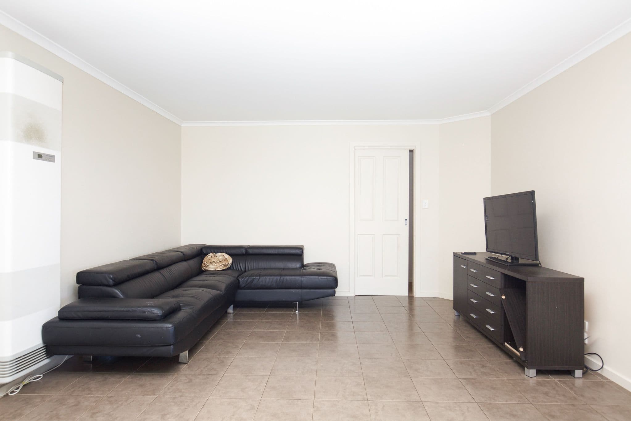 7 Rosemary Avenue, Mount Gambier SA 5290, Mount Gambier - Thumbnail 3