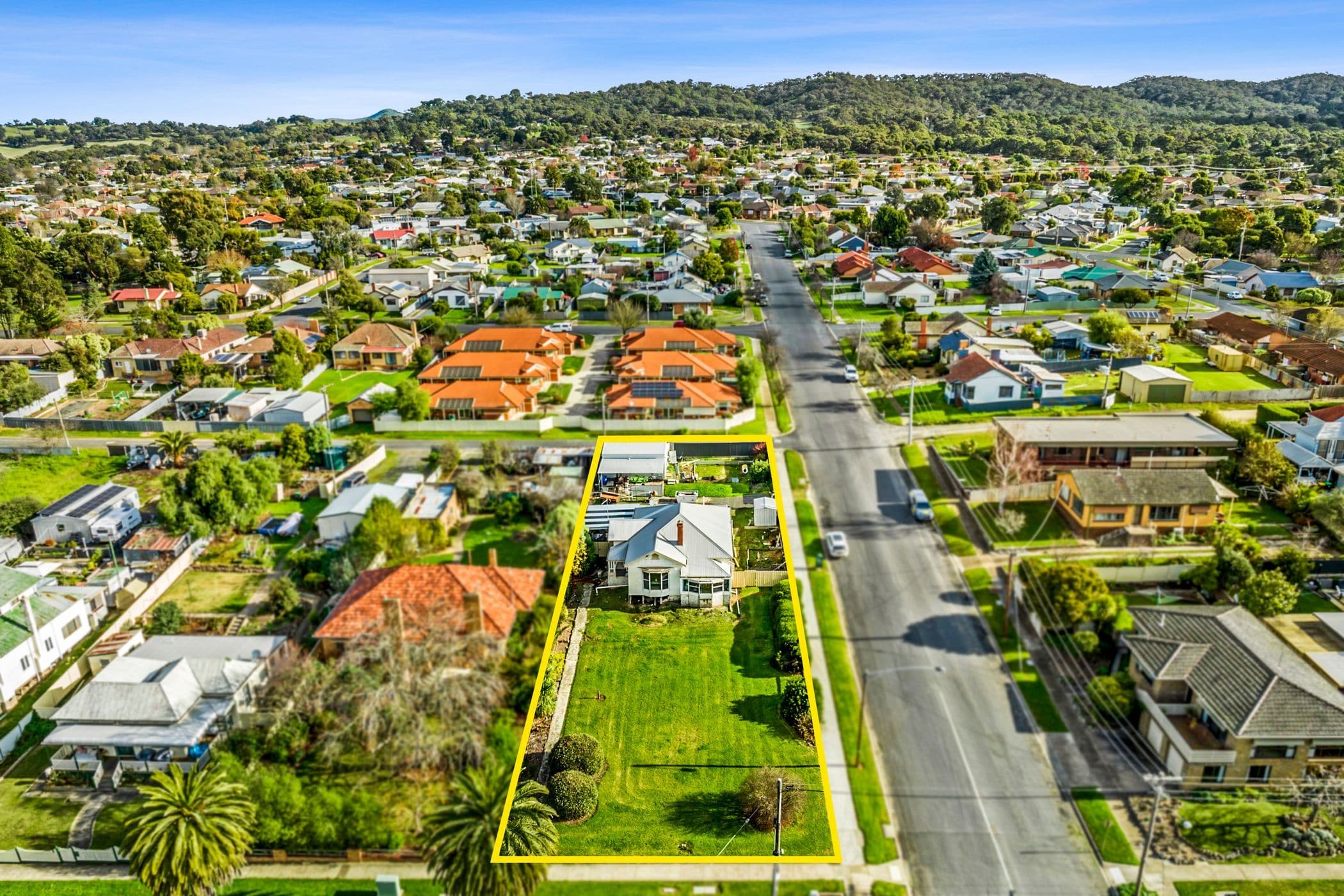 45 Lambert Street, Ararat VIC 3377, Ararat - Thumbnail 2