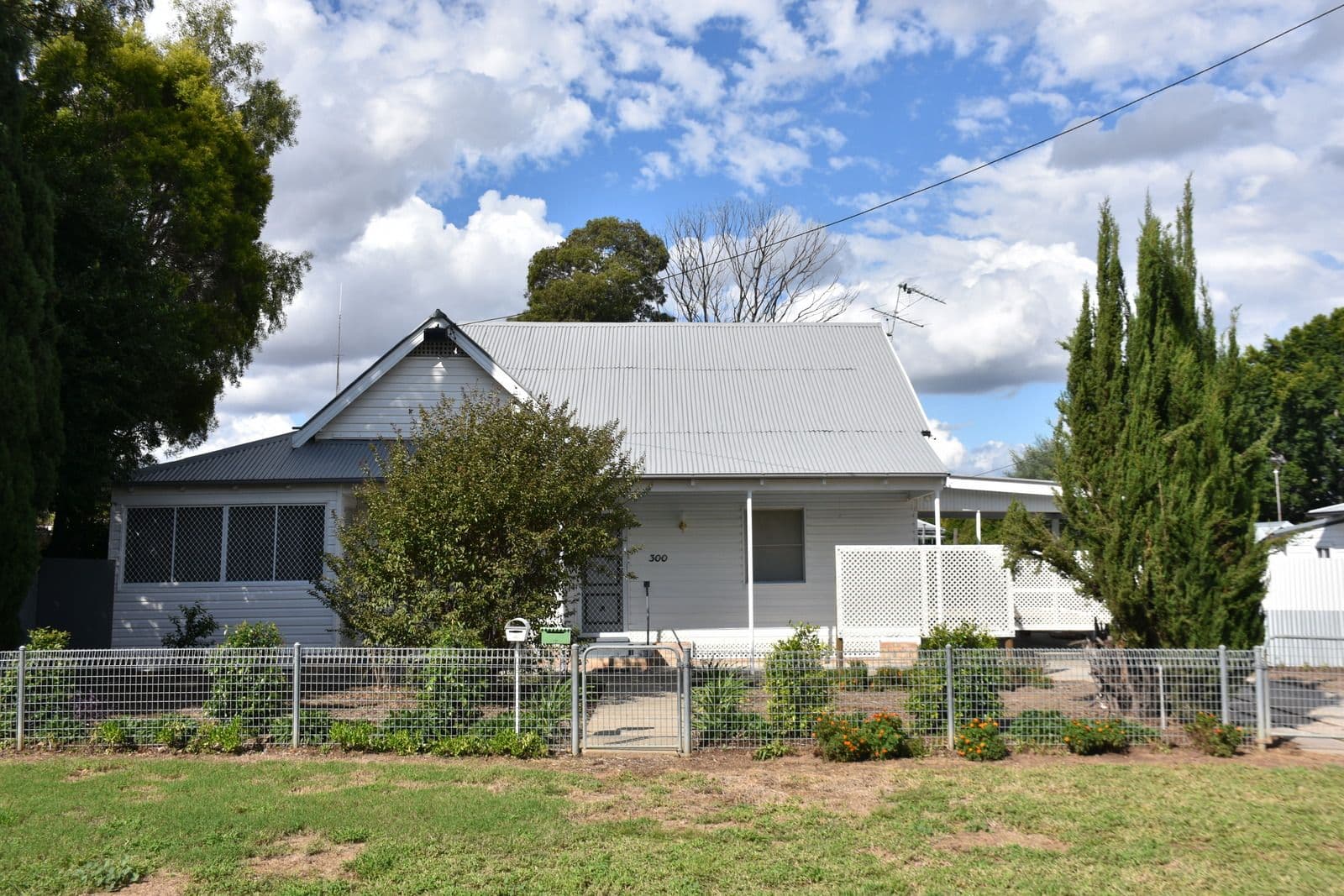 300 Auburn Street, Moree NSW 2400, Moree - Image 1
