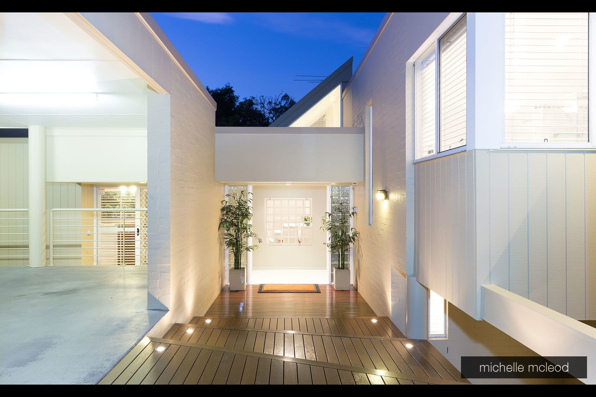 12 Kulki Place, Chapel Hill QLD 4069, Chapel Hill - Thumbnail 2