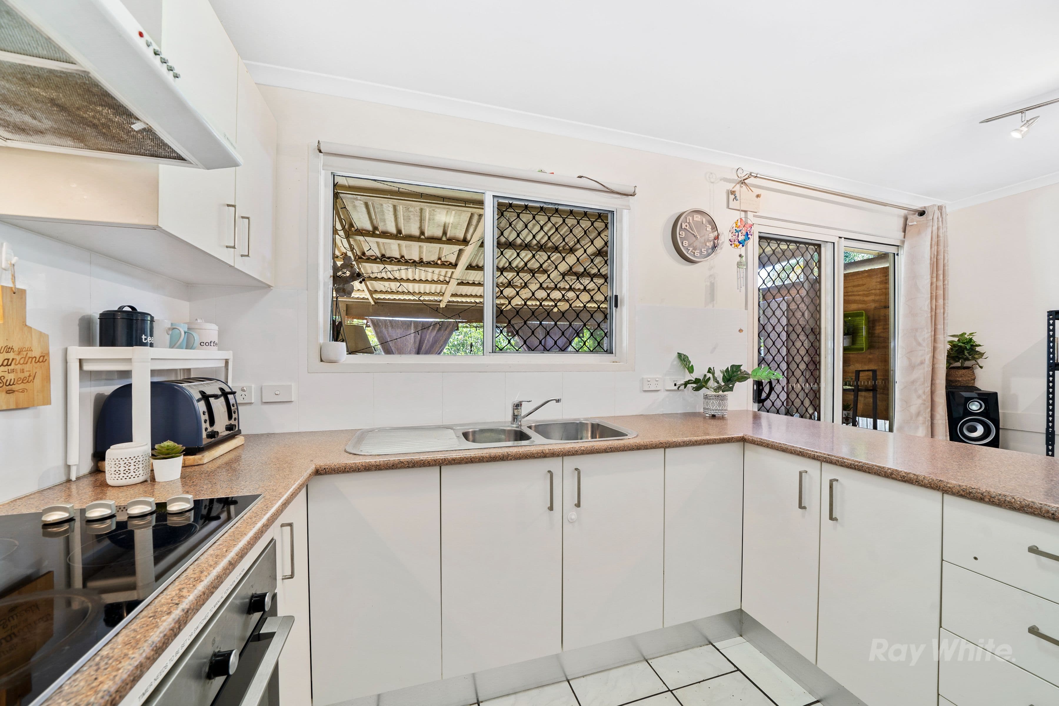 38 Tarlo Street, Eagleby QLD 4207, Eagleby - Thumbnail 4
