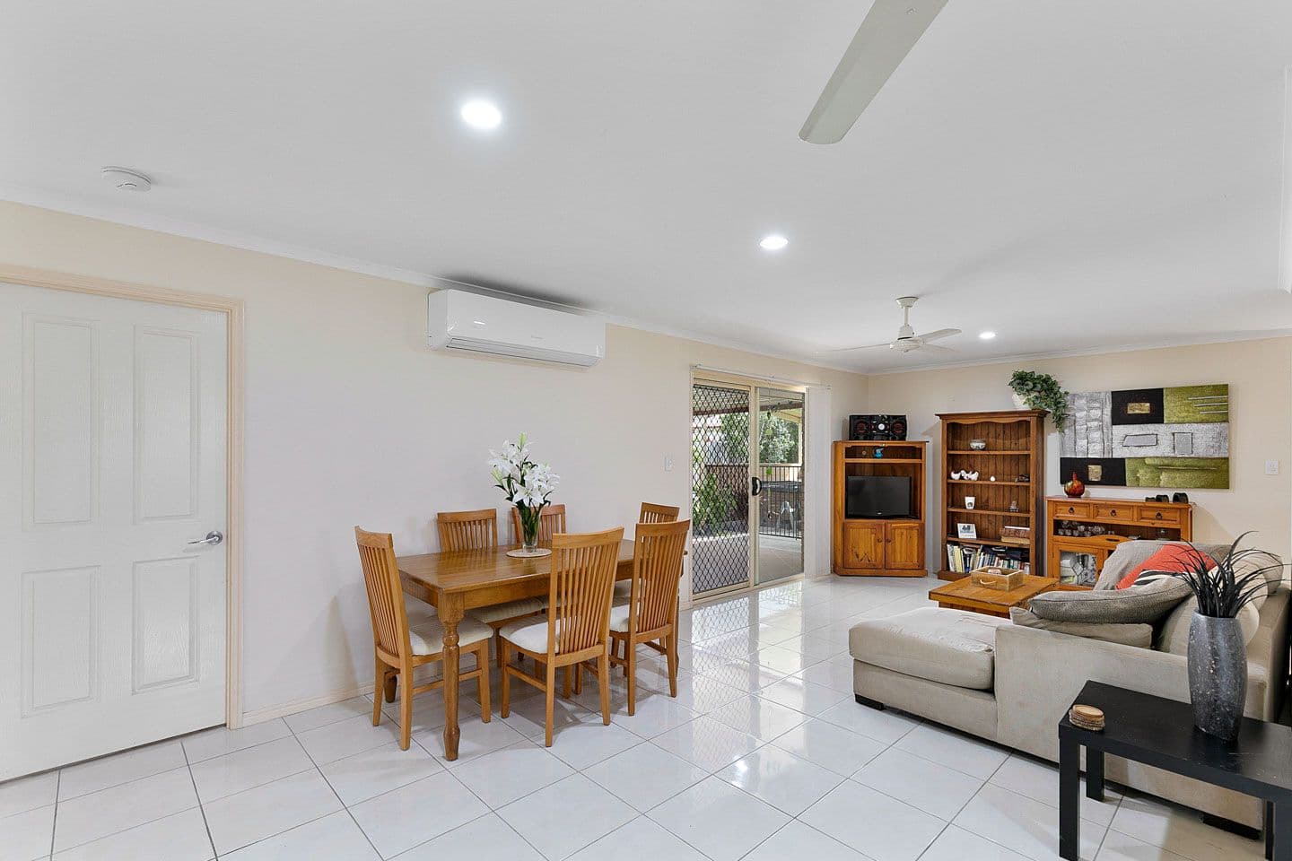 8 Emerald Park Way, Urangan QLD 4655, Urangan - Thumbnail 8