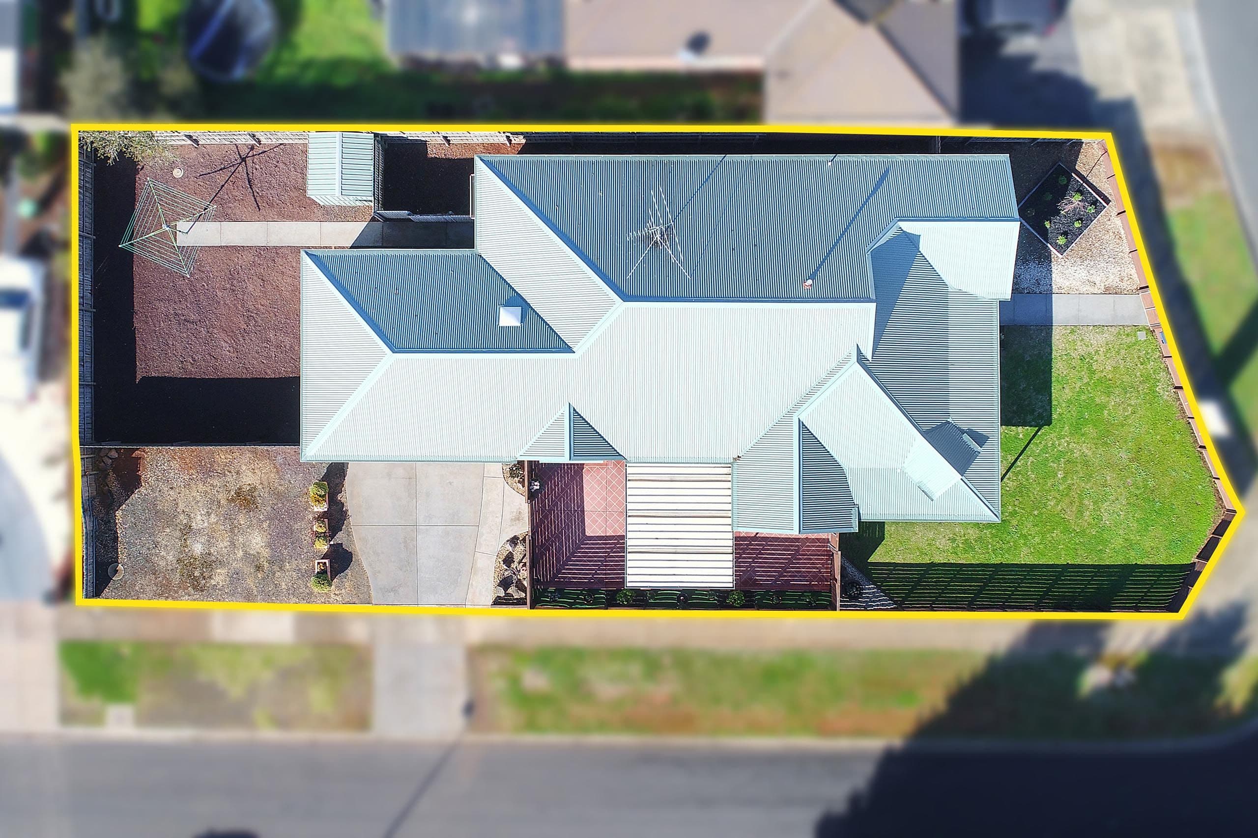 35 Richard Drive, Lara VIC 3212, Lara - Image 1