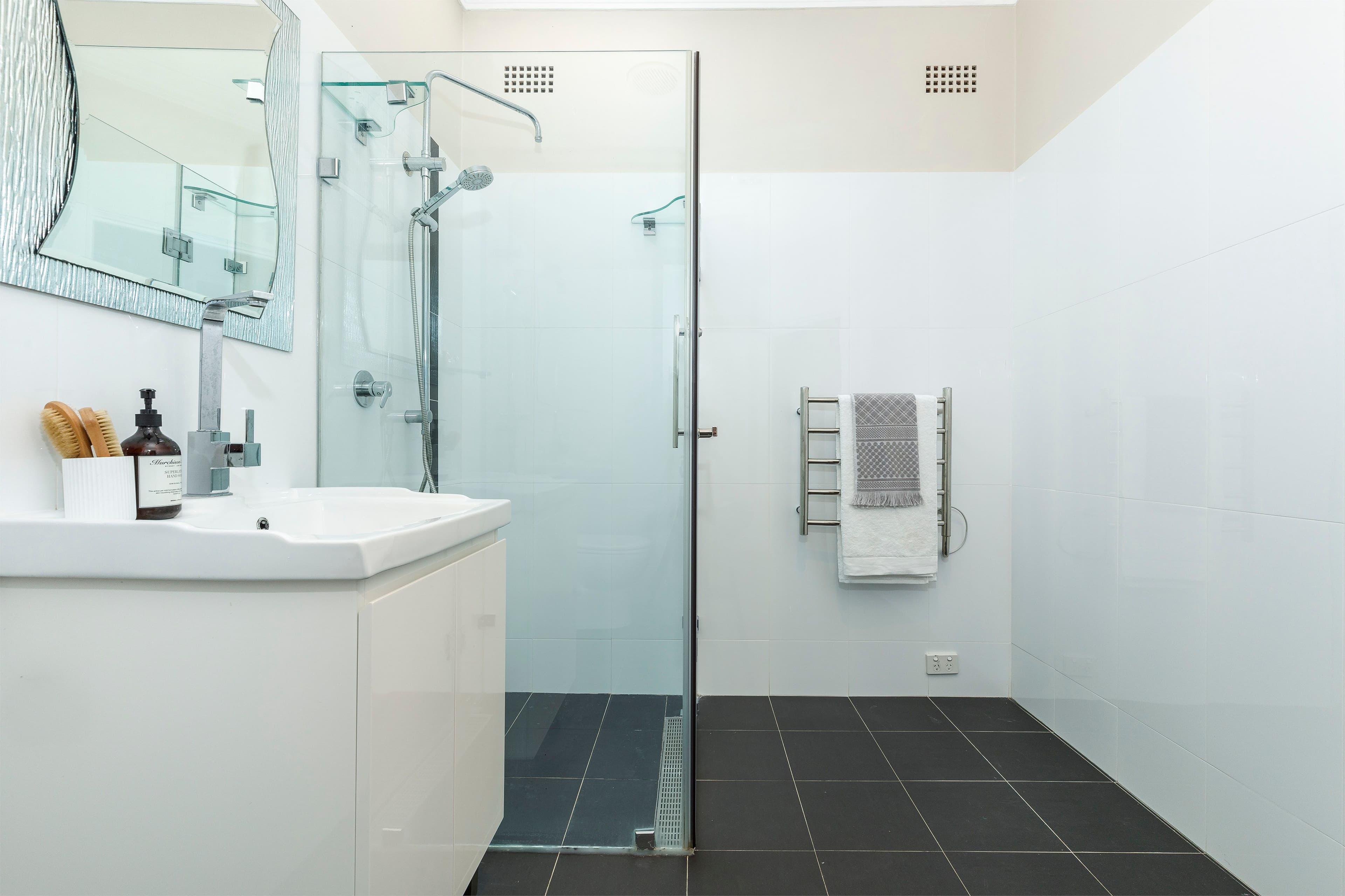 33 Epping Road, Epping - Thumbnail 8