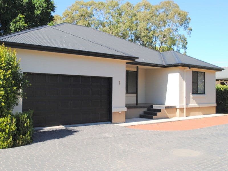 14 Merindah Avenue, Moree - Image 1
