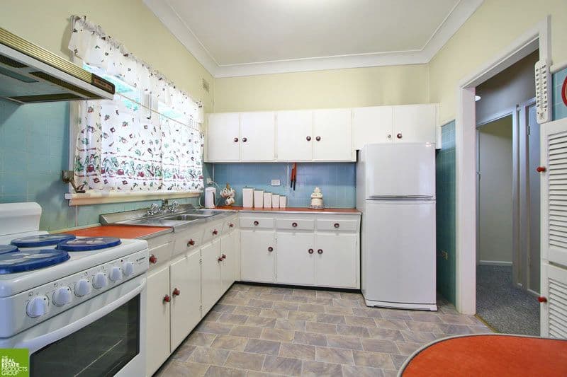 13 Arrow Avenue, FIGTREE NSW 2525, Figtree - Thumbnail 3