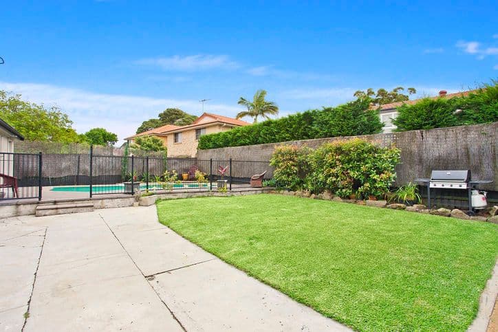 1 Myee Crescent, LANE COVE NSW 2066, Lane Cove West - Thumbnail 3
