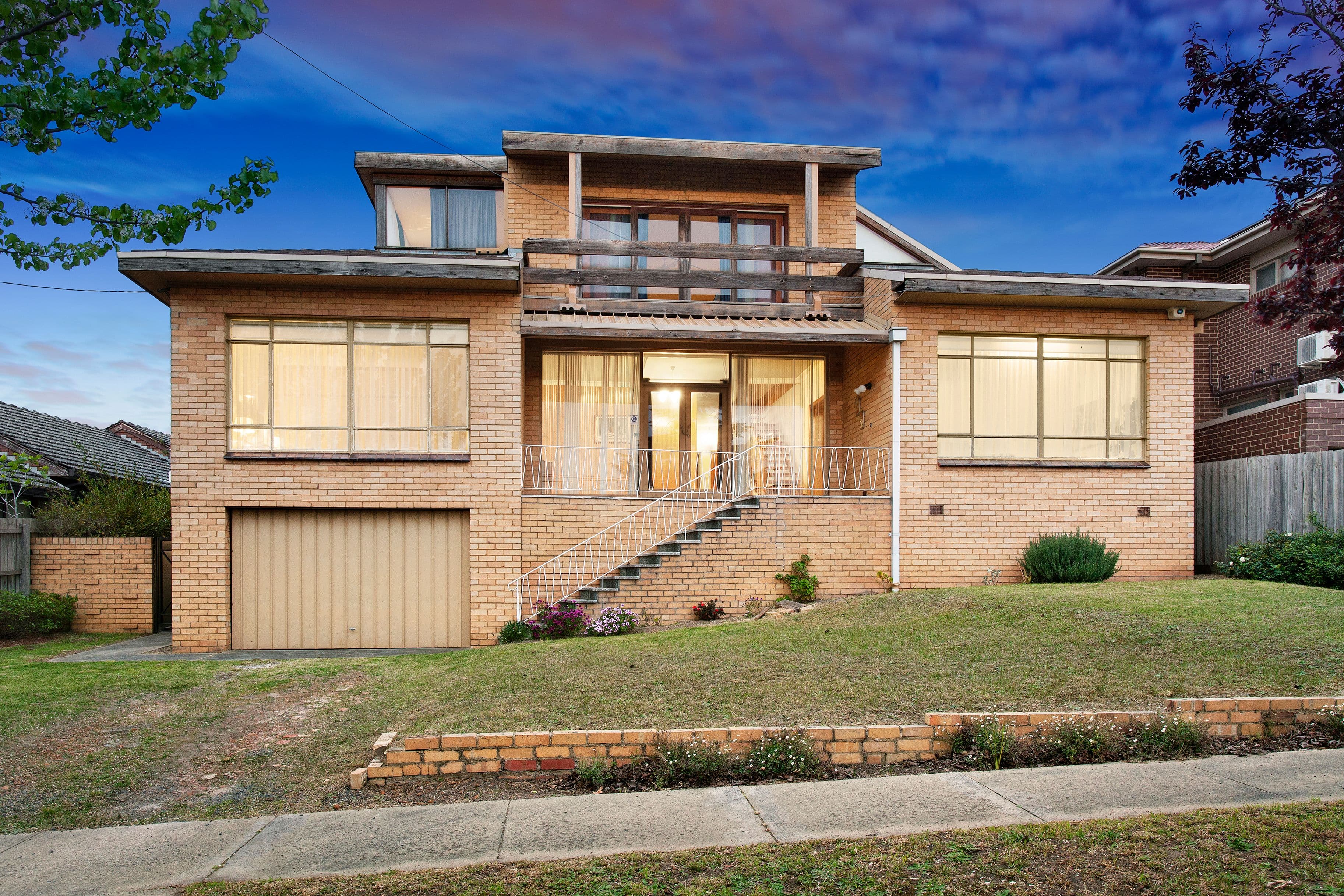 28 Aikman Crescent, Chadstone VIC 3148, Chadstone - Thumbnail 2
