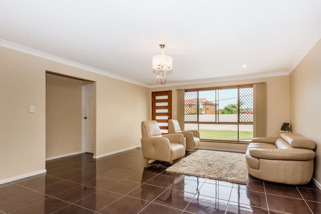 41 Poinsettia Avenue, Hollywell QLD 4216, Hollywell - Thumbnail 6