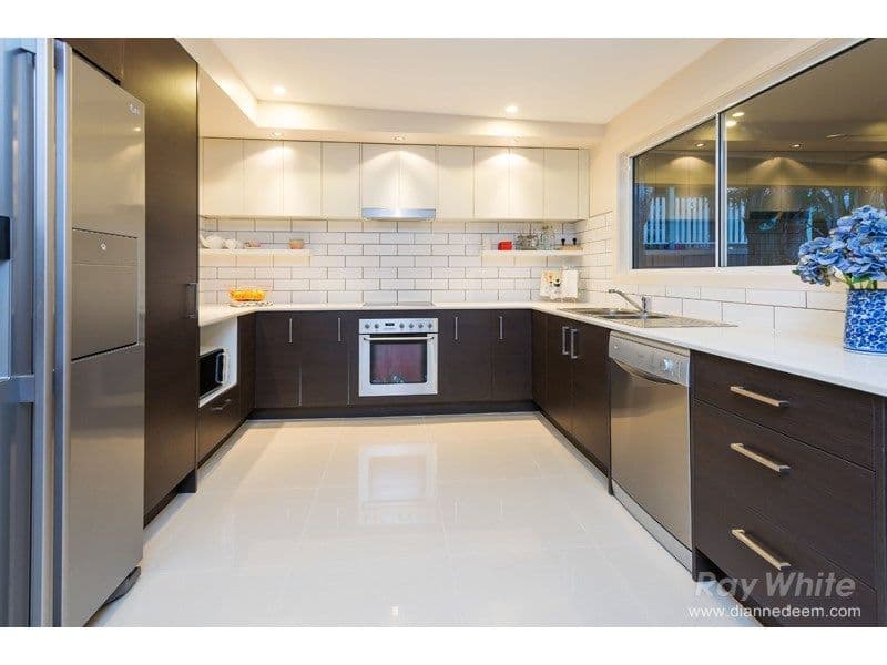 295 Nursery Road, Holland Park QLD 4121, Holland Park - Thumbnail 3