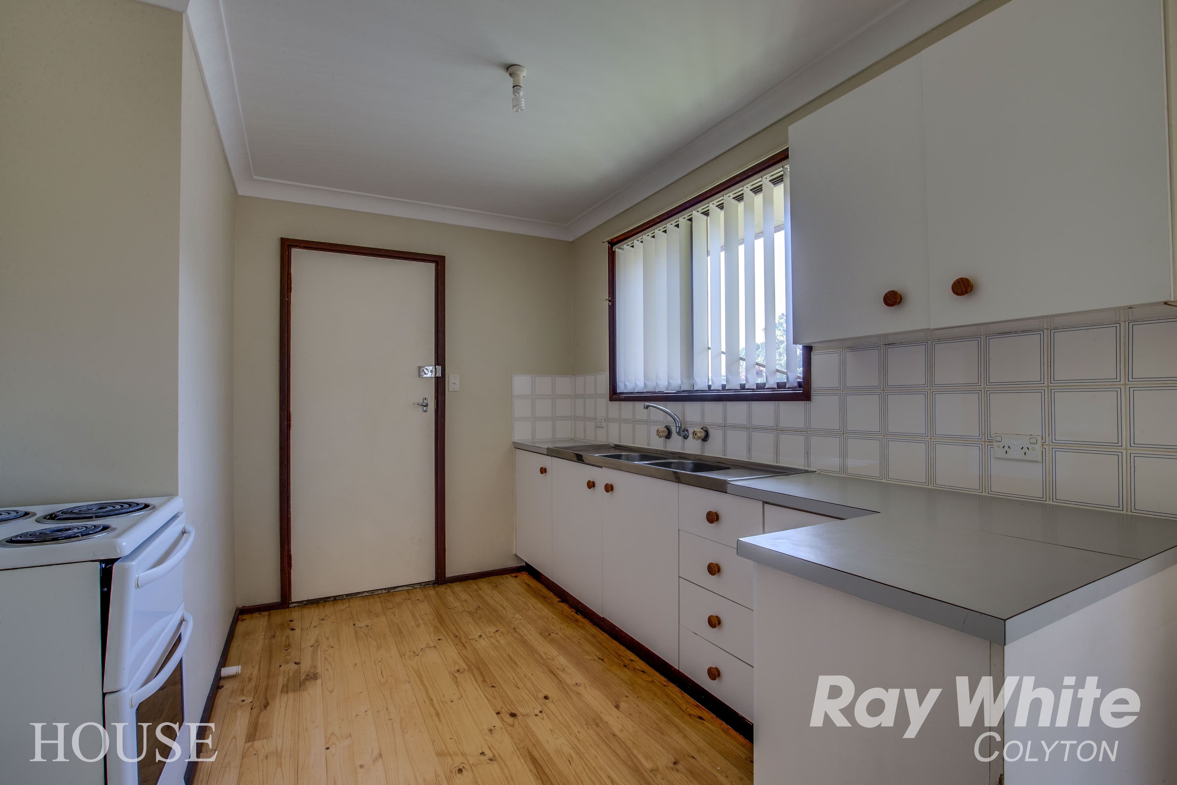 12 Fontana Close, St Clair - Thumbnail 6