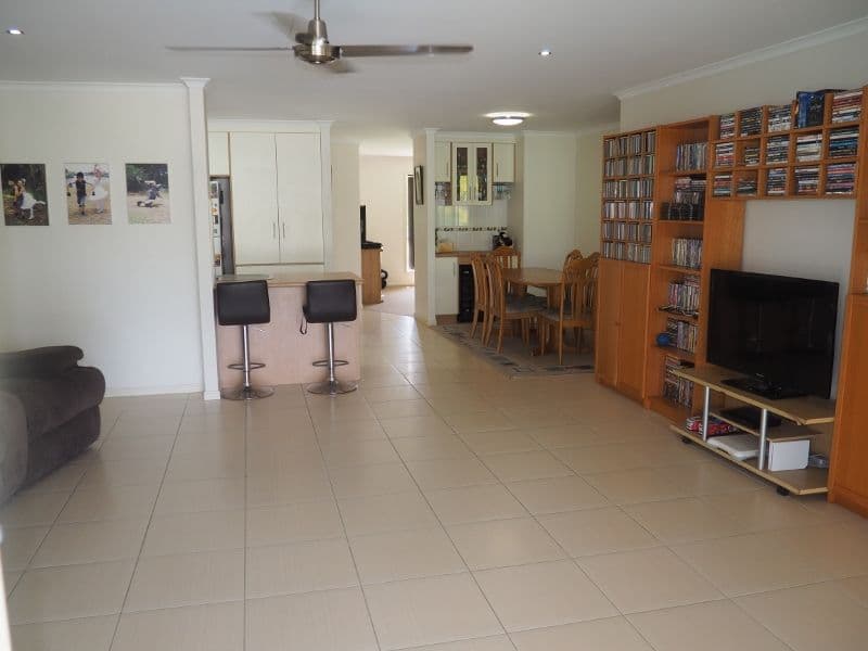 13 Lockett Close, Oakhurst QLD 4650, Oakhurst - Thumbnail 6