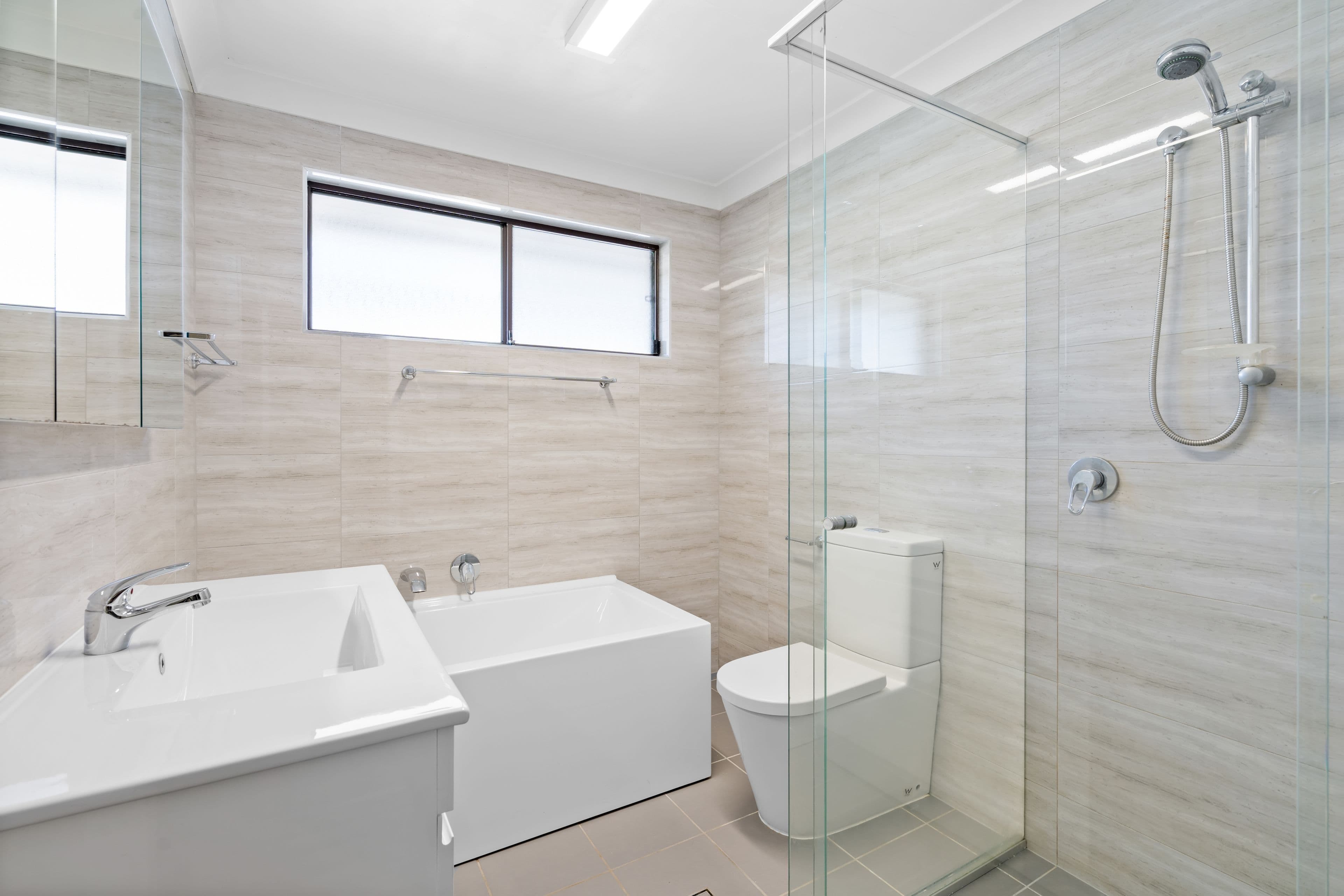16 Hazel Close, Berkeley Vale NSW 2261, Berkeley Vale - Thumbnail 8
