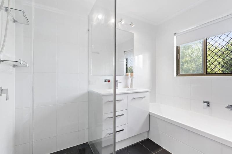 4 Corlette Street, Loganholme - Thumbnail 7