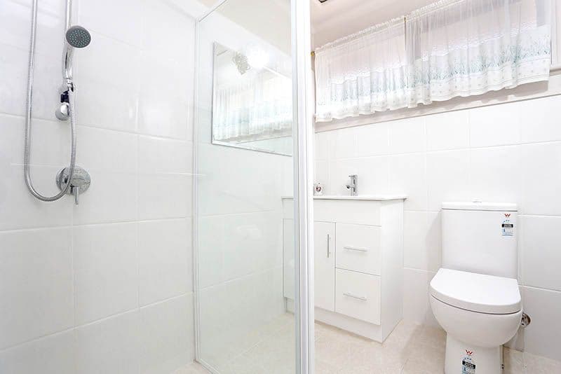 3 Lynesta Avenue, Fairfield West NSW 2165, Fairfield West - Thumbnail 5