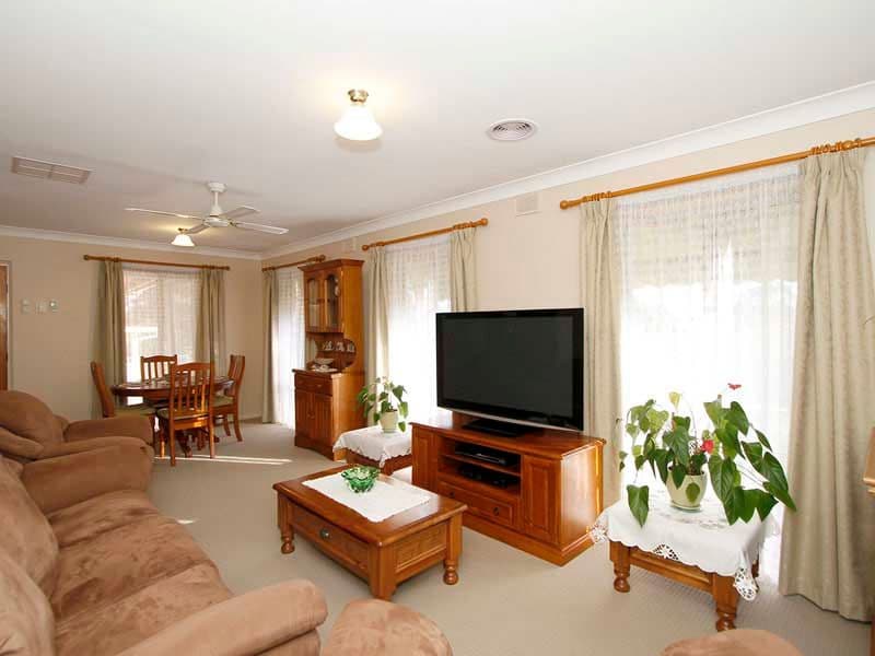 71 Sylvan Crescent, Leeming, WA, 6149, Leeming - Thumbnail 3