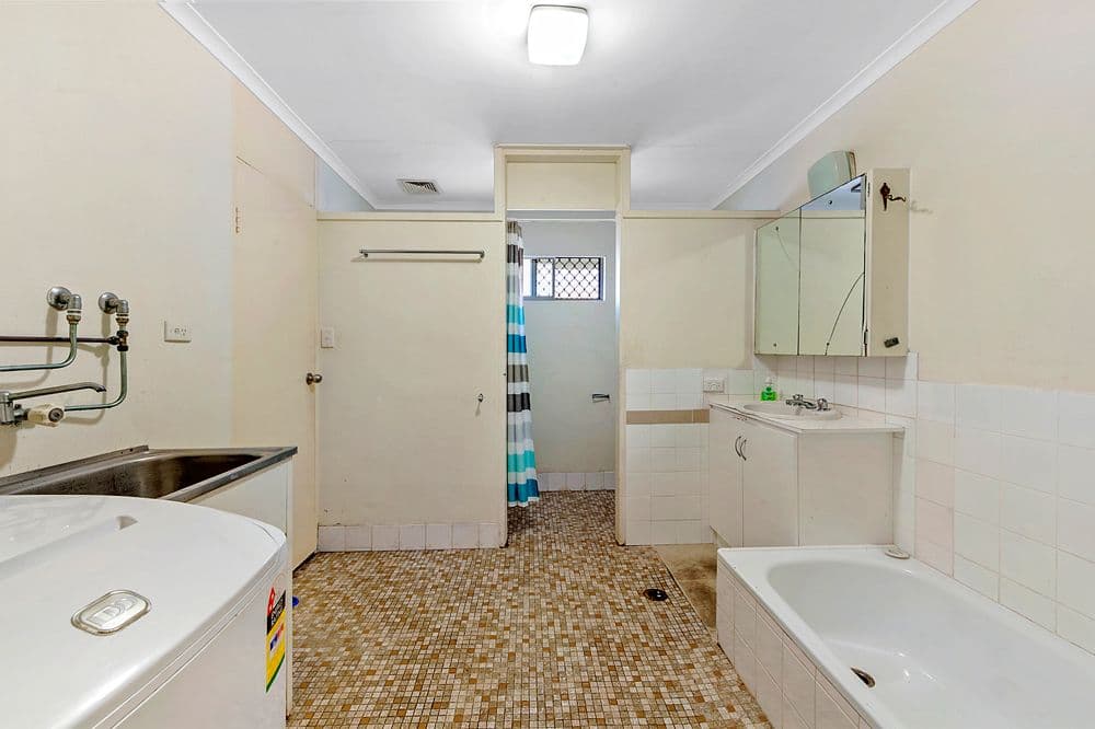 11 Peninsular Drive, Surfers Paradise QLD 4217, Surfers Paradise - Thumbnail 8