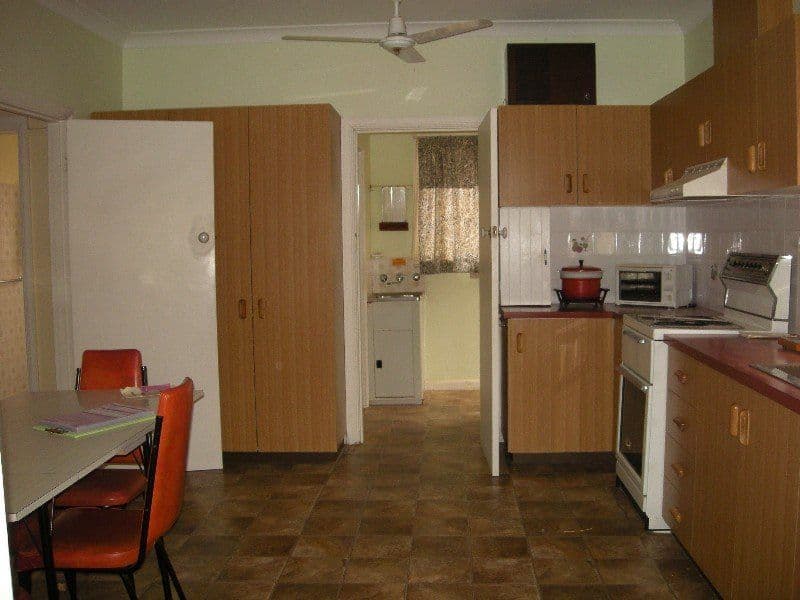 4 Campaspe Street, ROCHESTER VIC 3561, Rochester - Thumbnail 2