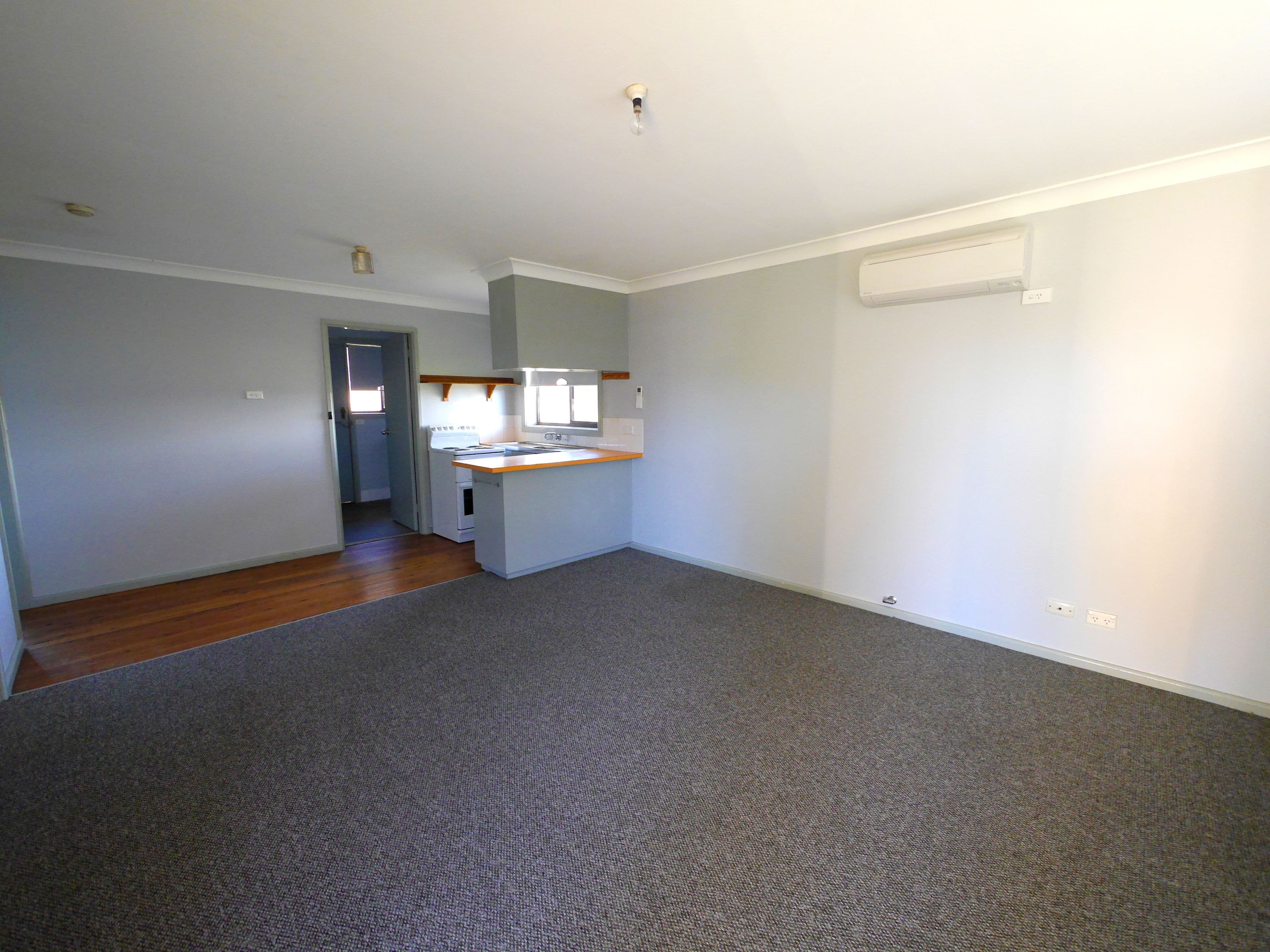28 Hartley Street, Cowra - Thumbnail 6