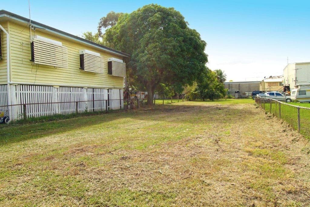 369 Bolsover Street, DEPOT HILL QLD 4700, Depot Hill - Thumbnail 2