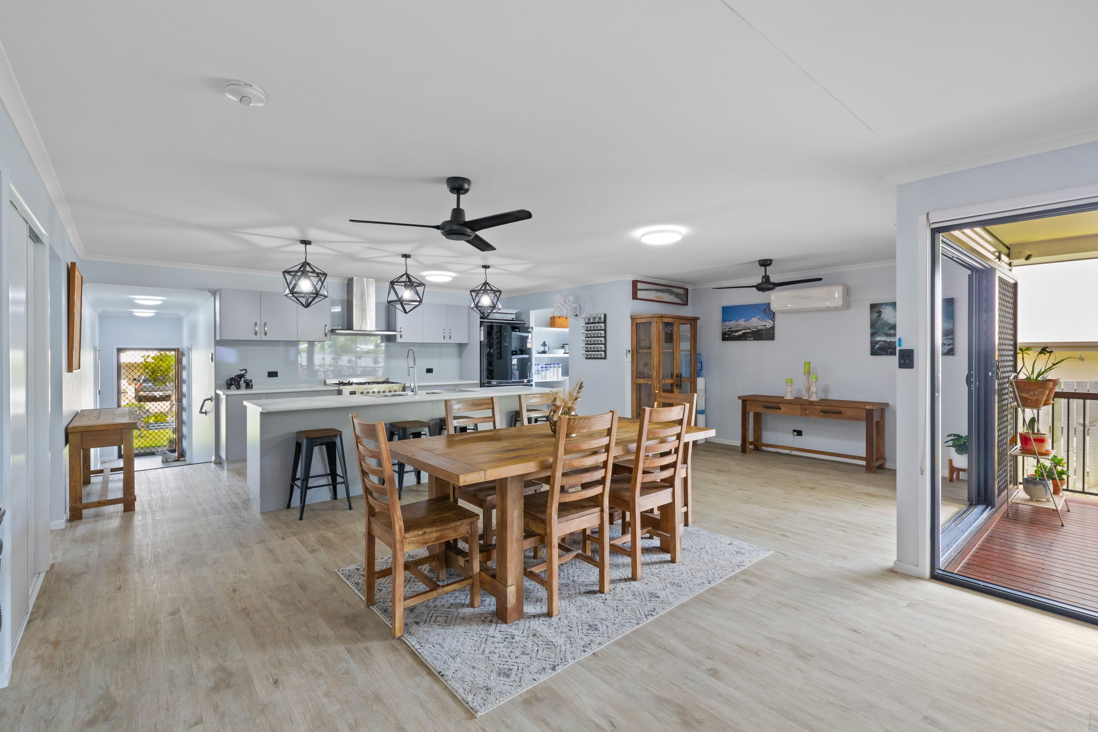 21 Trader Crescent, Cannonvale QLD 4802, Cannonvale - Thumbnail 4