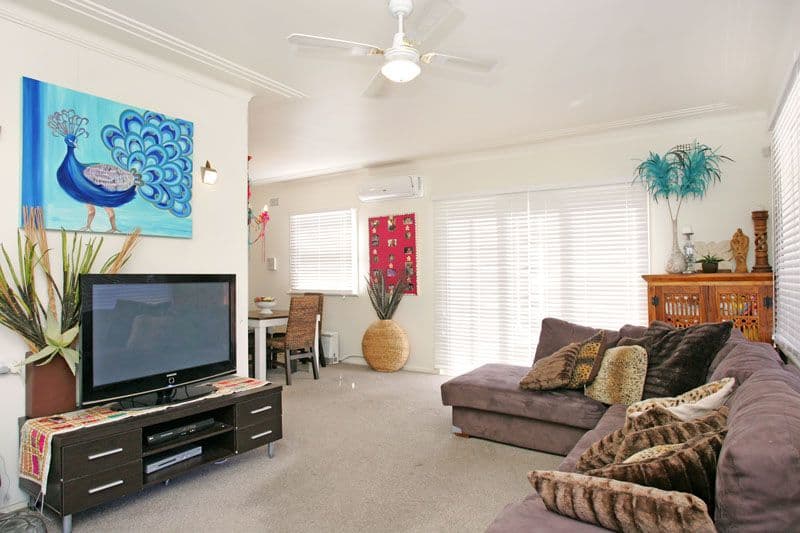 98 Toowoon Bay Road, TOOWOON BAY NSW 2261, Toowoon Bay - Thumbnail 4