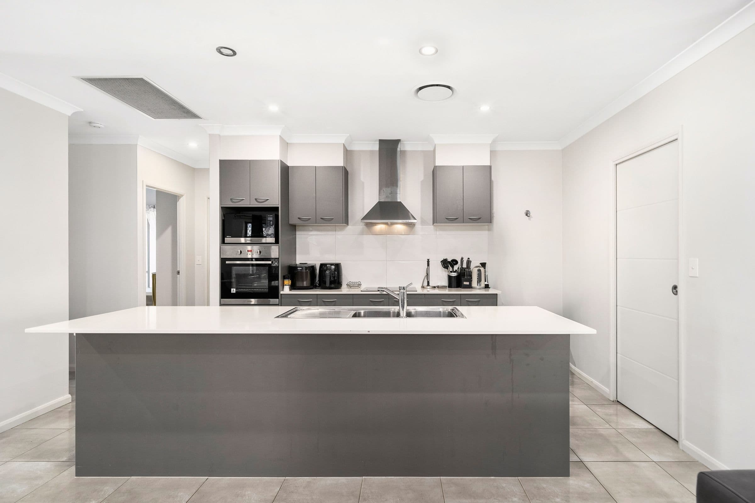 93 Expedition Drive, North Lakes QLD 4509, North Lakes - Thumbnail 2