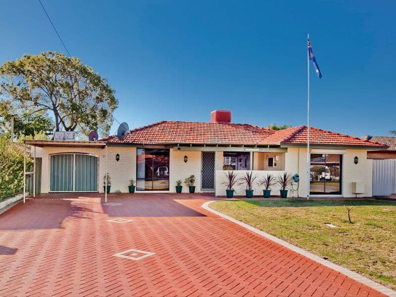 31 Ireland Way, BASSENDEAN WA 6054, Bassendean - Image 1