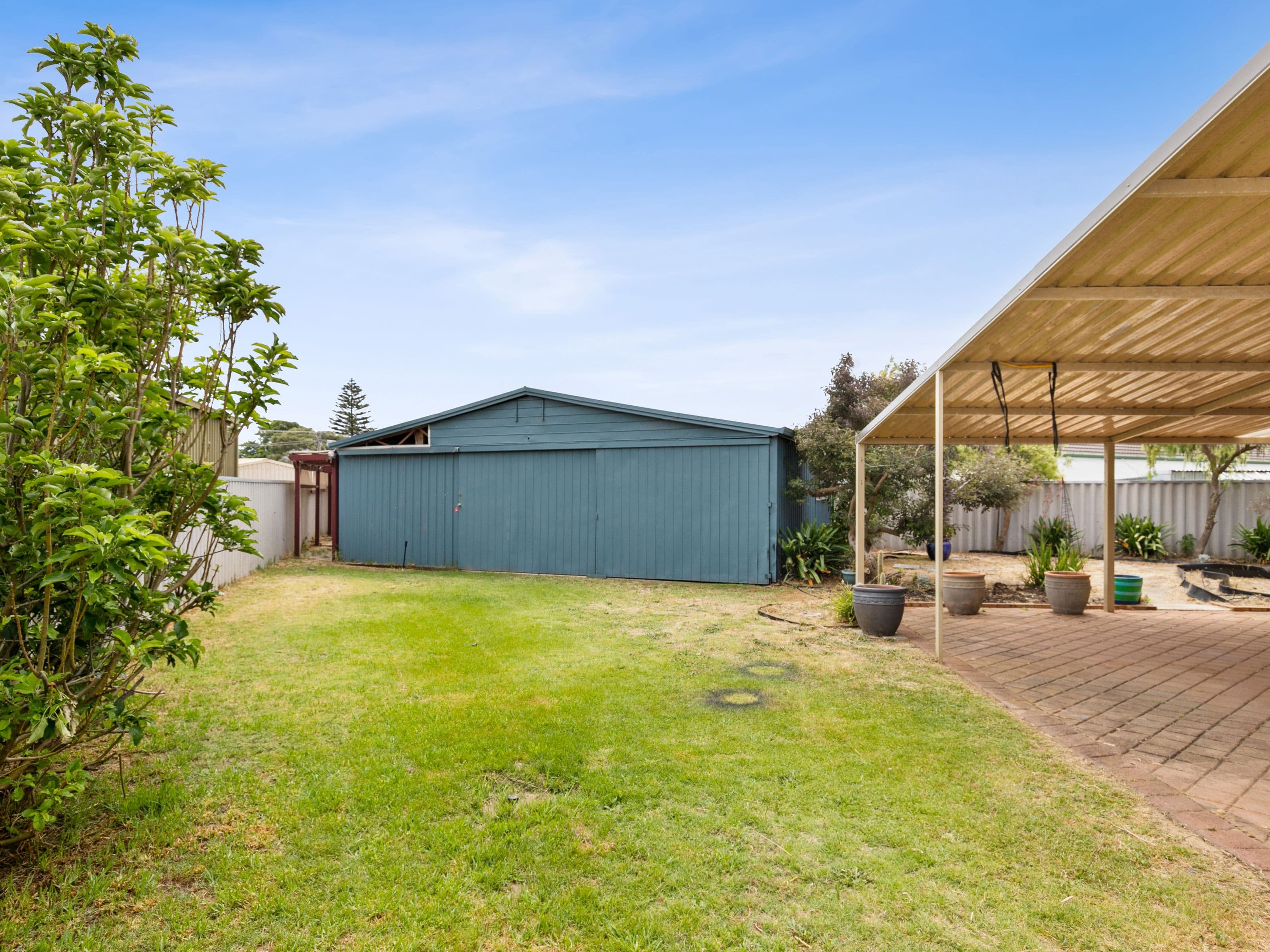 19 Hopkins Place, Waikiki WA 6169, Waikiki - Thumbnail 2