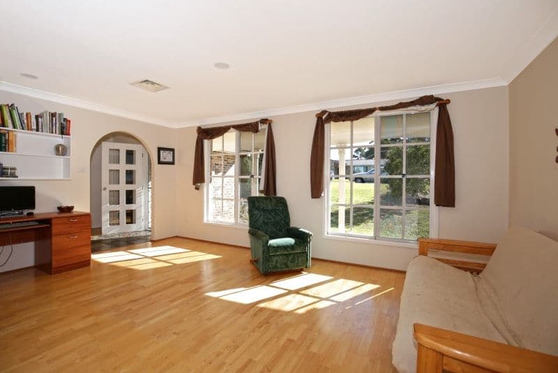 12 Kareela Crescent, North Nowra - Thumbnail 2
