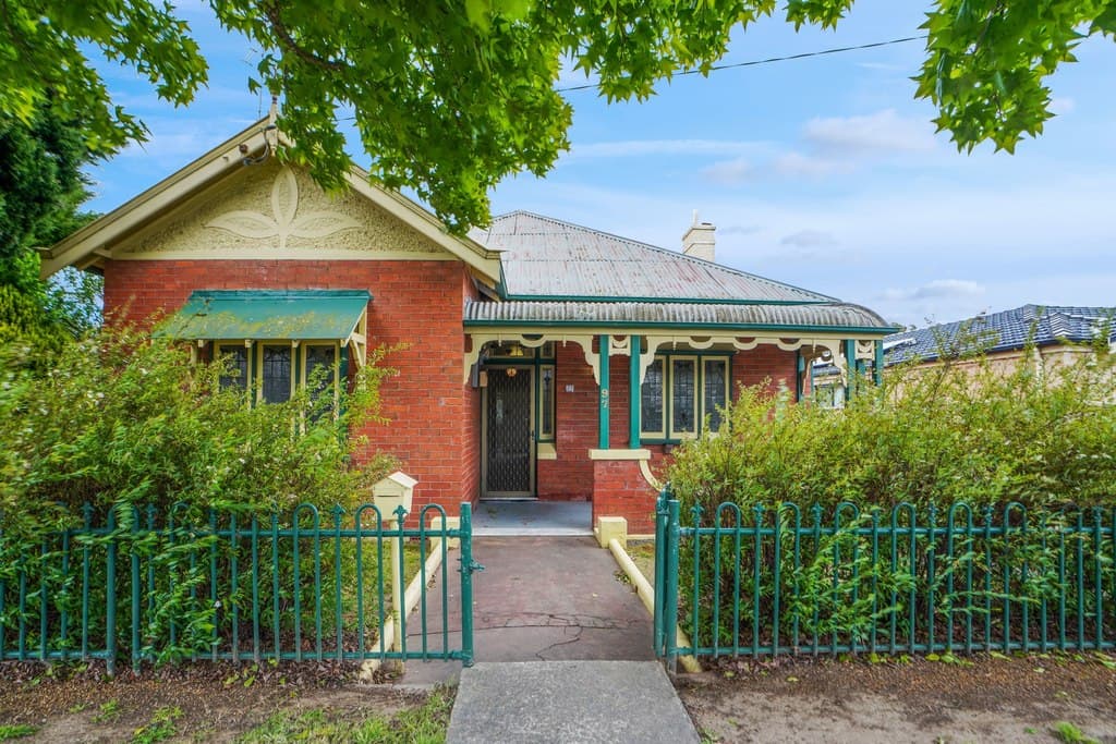 97 Kinghorne Street, Goulburn - Image 1